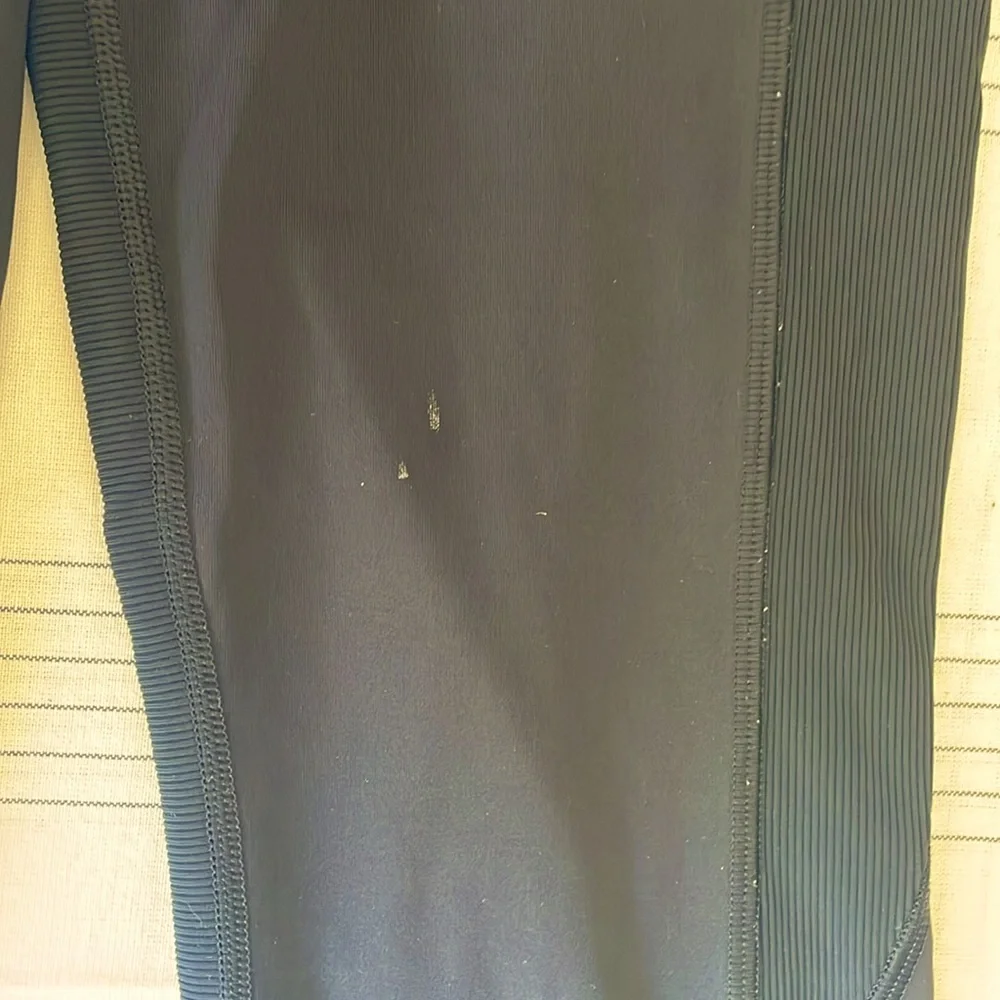 Lululemon Athletica - Picture 7 of 7